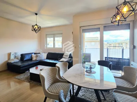 Prodaja, jednosoban stan, 53m², City Kvart, Podgorica - image 8
