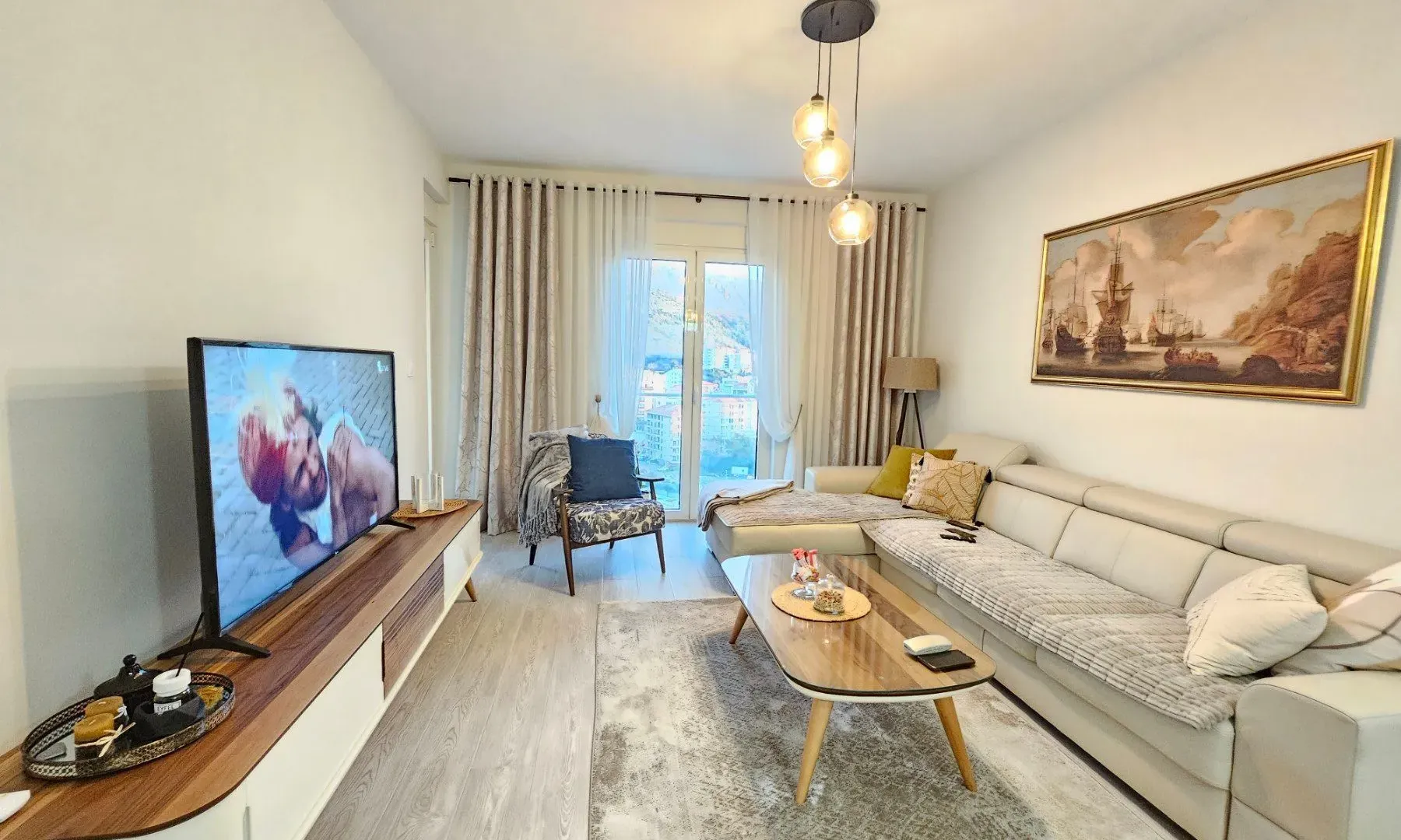 Rent, one bedroom apartment, 57m², Bečići, Budva