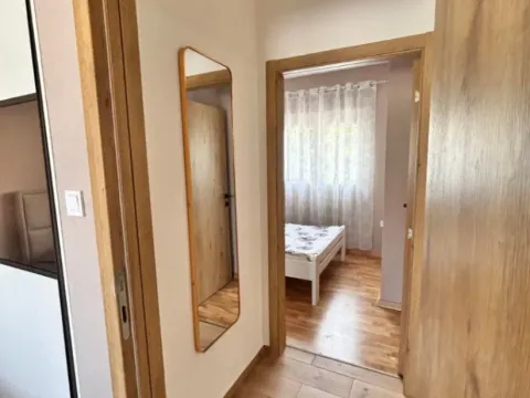 Izdavanje, stan, 70m², Kod Big Fashion-a, Podgorica - image 3