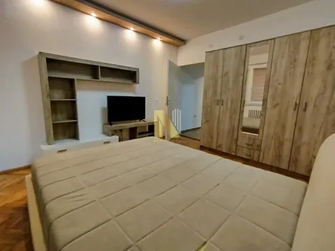 Izdavanje, jednosoban stan, 33m², Liman 2, Novi Sad Sve Podlokacije - image 10