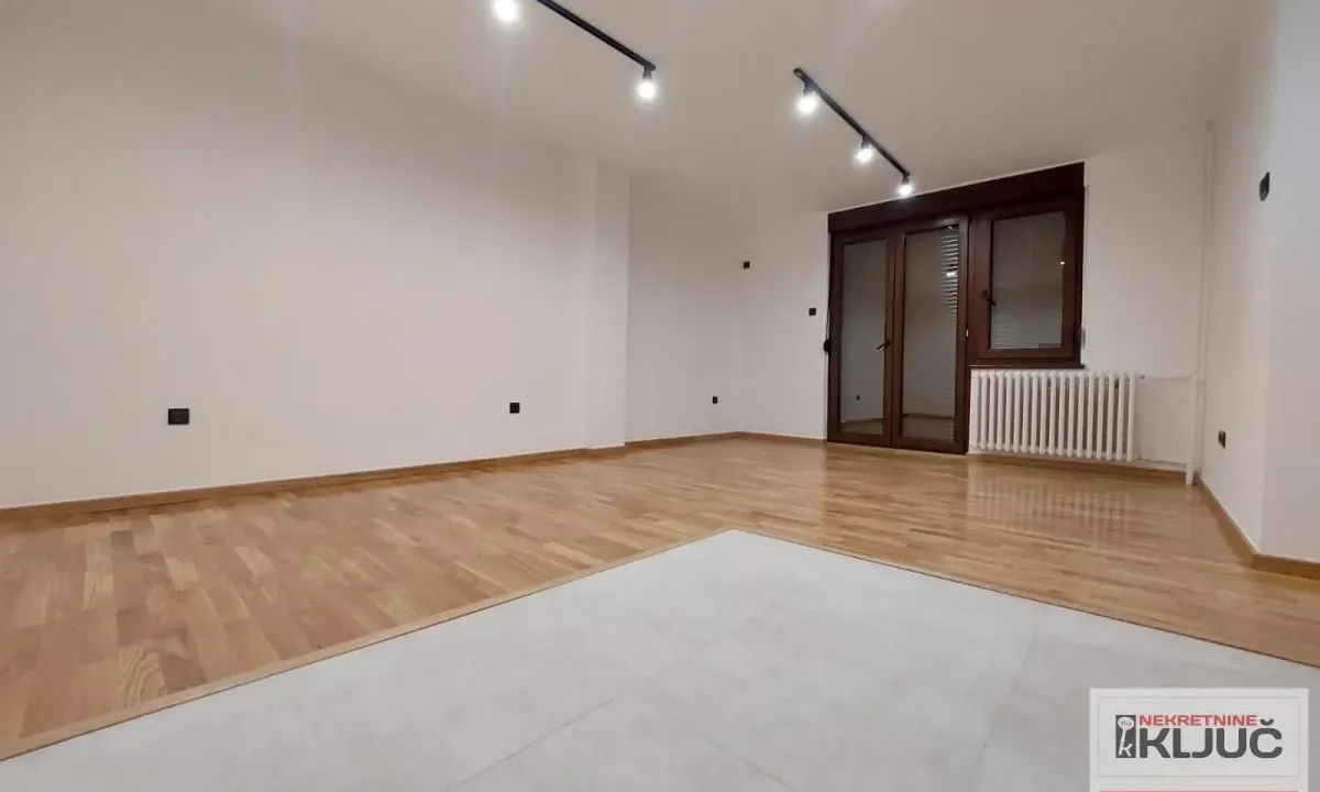 Sale, two bedroom apartment, 52m², Novo naselje, Novi Sad