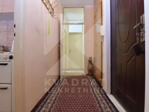 Prodaja, trosoban stan, 81m², Autobuska stanica, Podgorica - image 14