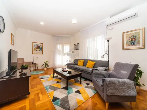 Izdavanje, jednosoban stan, 55m², Momišići, Podgorica - image 1