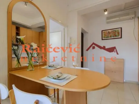 Rent, three bedroom apartment, 60m², Stari Grad, Beograd - image 10