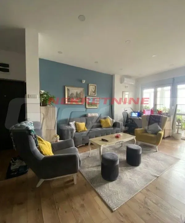 Prodaja, četvorosoban stan, 110m², Savski Venac, Beograd