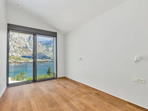 Prodaja, kuća, 456m², Prčanj, Kotor - image 28