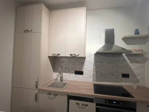 Prodaja, stan, 25m², Mažina, Tivat - image 1