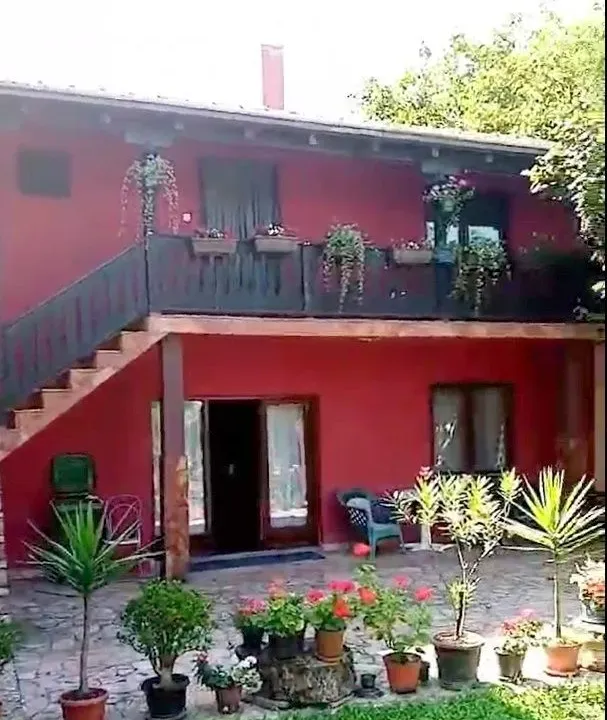 Sale, house, 457m², Mladenovac, Beograd