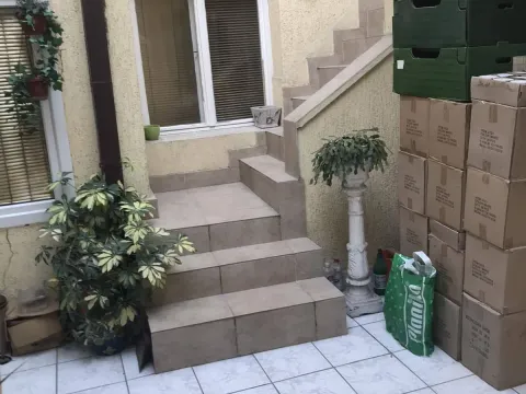 Prodaja, kuća, 160m², Zemun Centar, Zemun Sve Podlokacije - image 3