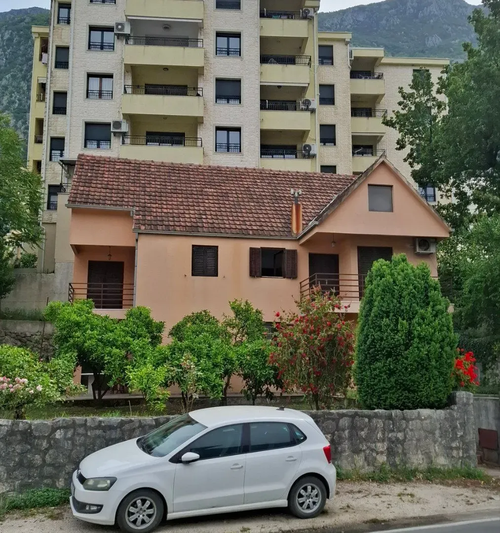 Prodaja, kuća, 242m², Dobrota, Kotor