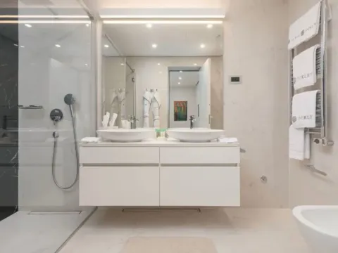 Prodaja, trosoban stan, 147m², Dukley Gardens, Budva - image 7