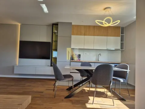 Stan in Nova Detelinara