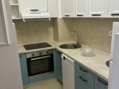 Izdavanje, jednosoban stan, 41m², Centar, Budva - image 8