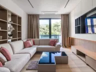 Rent, one bedroom apartment, 80m², Tivat, Crna Gora - image 11