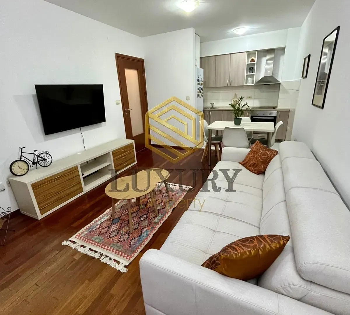 Rent, one bedroom apartment, 44m², Stari Aerodrom, Podgorica