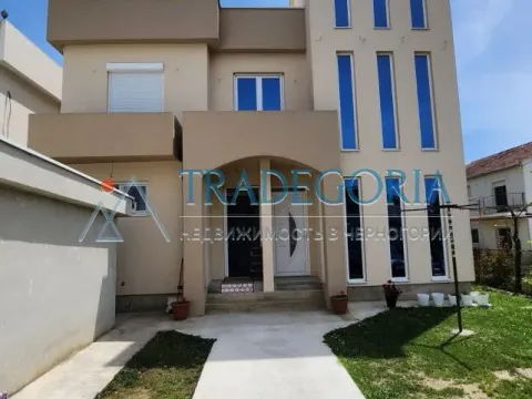 Prodaja, kuća, 194m², Bar, Crna Gora - image 29
