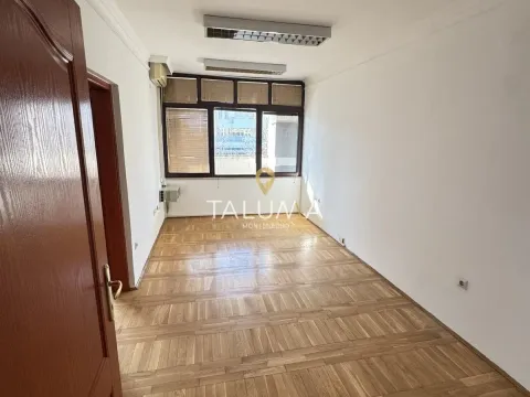 Izdavanje, poslovni prostor, 92m², Preko Morače, Podgorica - image 5