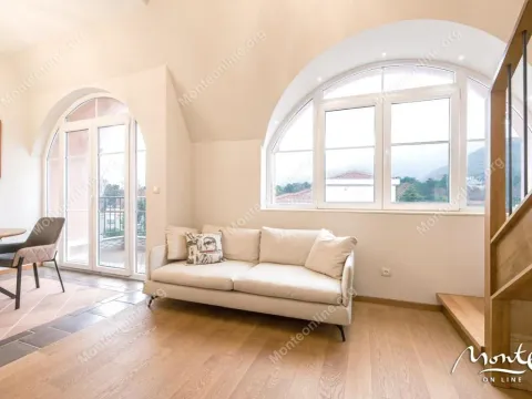 Prodaja, jednosoban stan, 49m², Tivat, Crna Gora - image 12