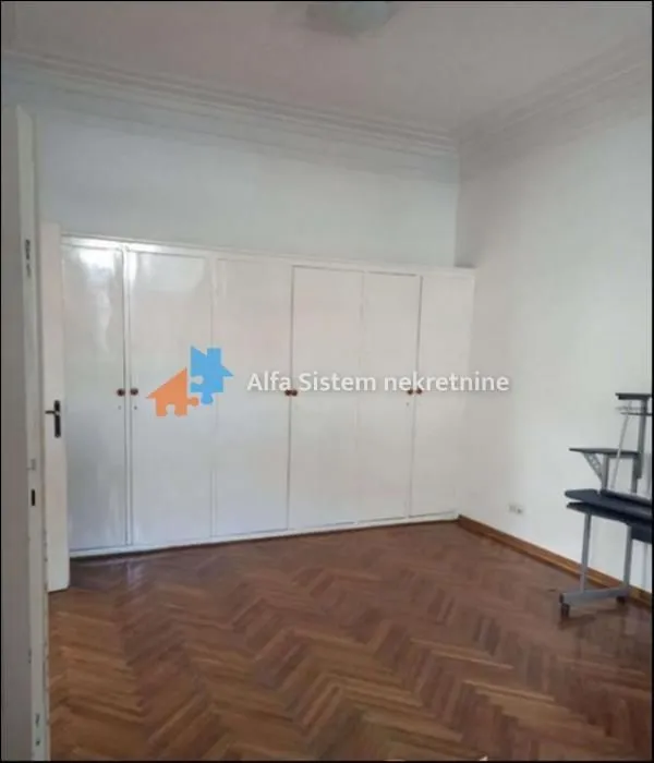 Rent, apartment, 132m², Vračar Sve Podlokacije, Beograd