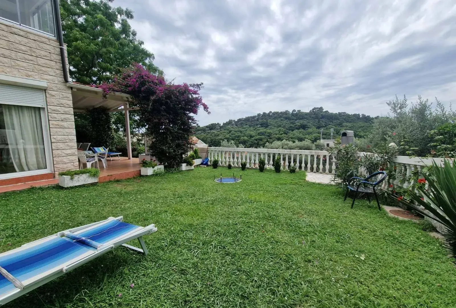 Sale, two bedroom apartment, 56m², Petrovac, Budva