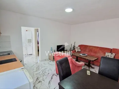 Prodaja, dvosoban stan, 68m², Sutomore, Bar - image 3