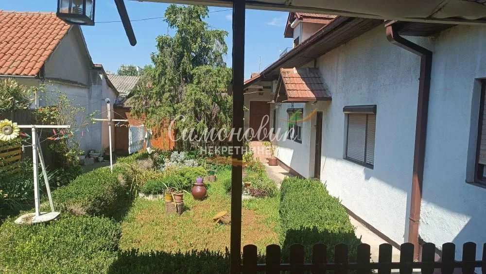 Prodaja, kuća, 187m², Zemun Cara Dušana, Zemun Sve Podlokacije