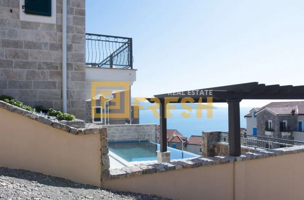 Prodaja, kuća, 253m², Tivat, Crna Gora