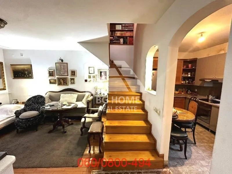 Prodaja, stan, 110m², Stari Grad, Beograd