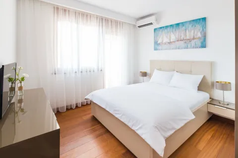 Prodaja, dvosoban stan, 72m², Bečići, Budva - image 3