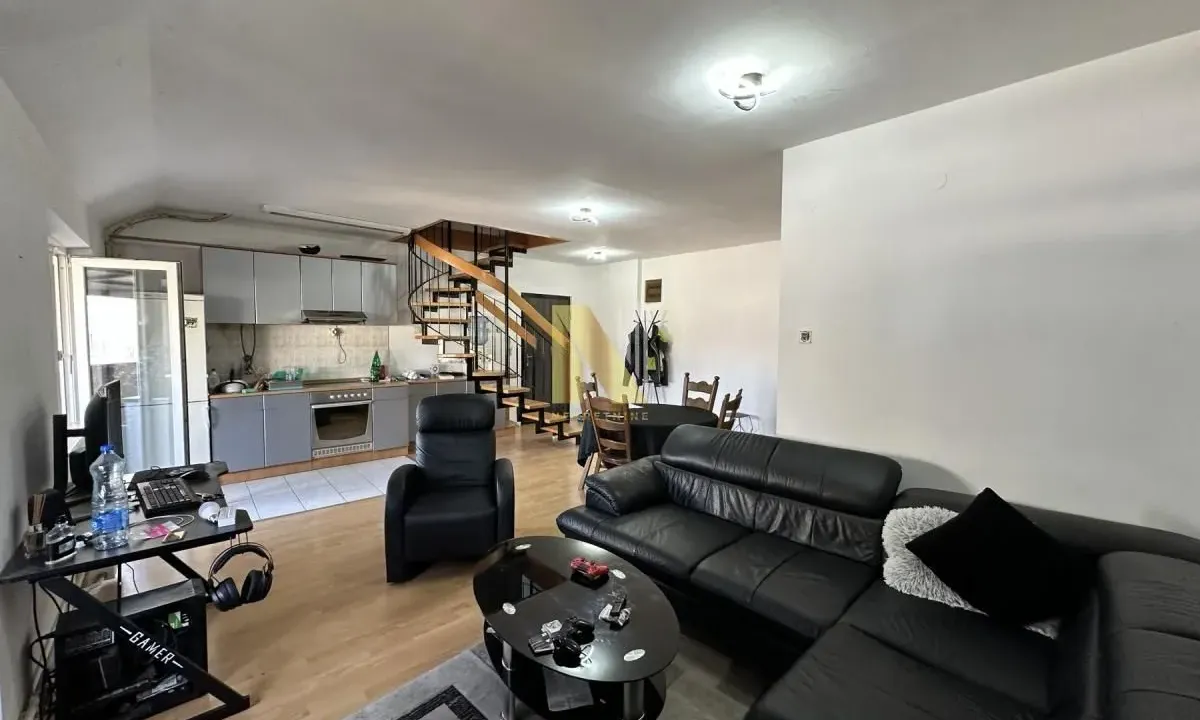 Prodaja, dvosoban stan, 71m², Stari grad, Novi Sad