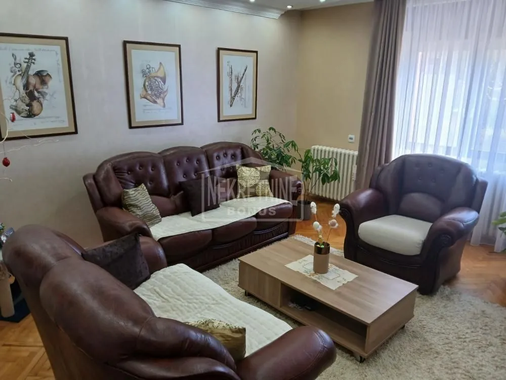Prodaja, kuća, 175m², Veliki Radanovac, Subotica