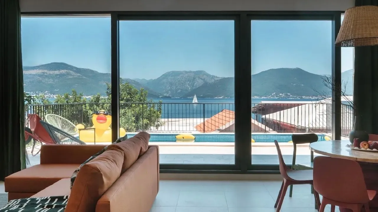 Sale, house, 200m², Krašići, Tivat