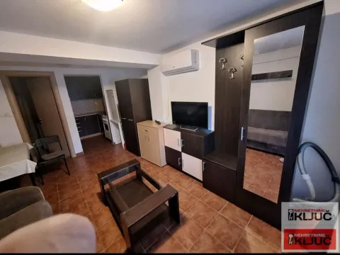 Izdavanje, garsonjera, 20m², Nova Detelinara, Novi Sad Sve Podlokacije - image 5