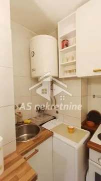 Rent, one bedroom apartment, 30m², Stari Grad, Beograd - image 12