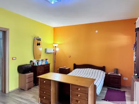 Prodaja, kuća, 299m², Stari Banovci, Stara Pazova - image 12