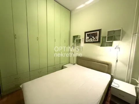 Rent, two bedroom apartment, 45m², Obilićev Venac, Beograd - image 7