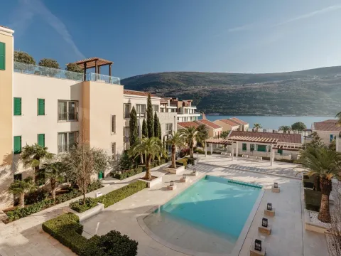 Prodaja, dvosoban stan, 171m², Herceg Novi, Crna Gora - image 12