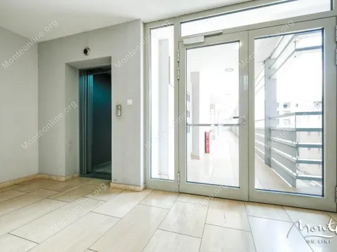 Prodaja, dvosoban stan, 85m², Budva, Crna Gora - image 20