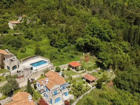 Prodaja, plac, 661m², Herceg Novi, Crna Gora - image 9