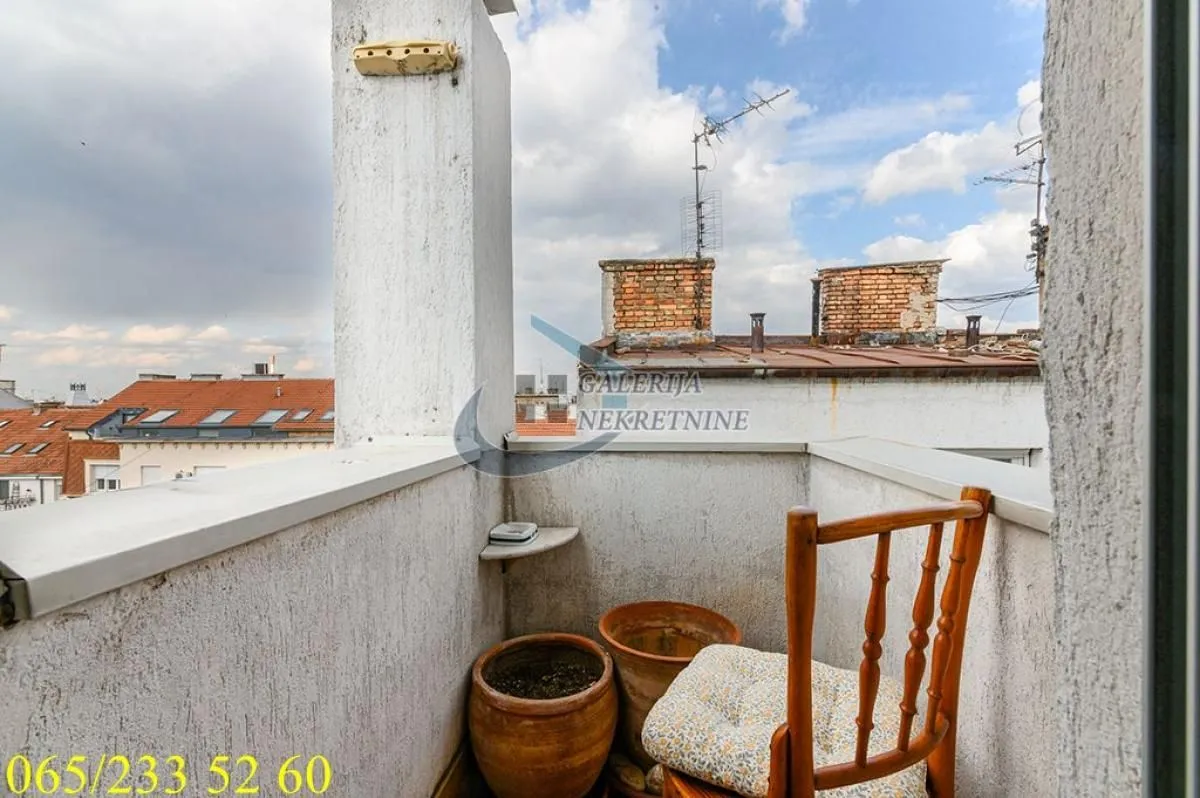 Sale, three bedroom apartment, 78m², Stari Grad, Beograd