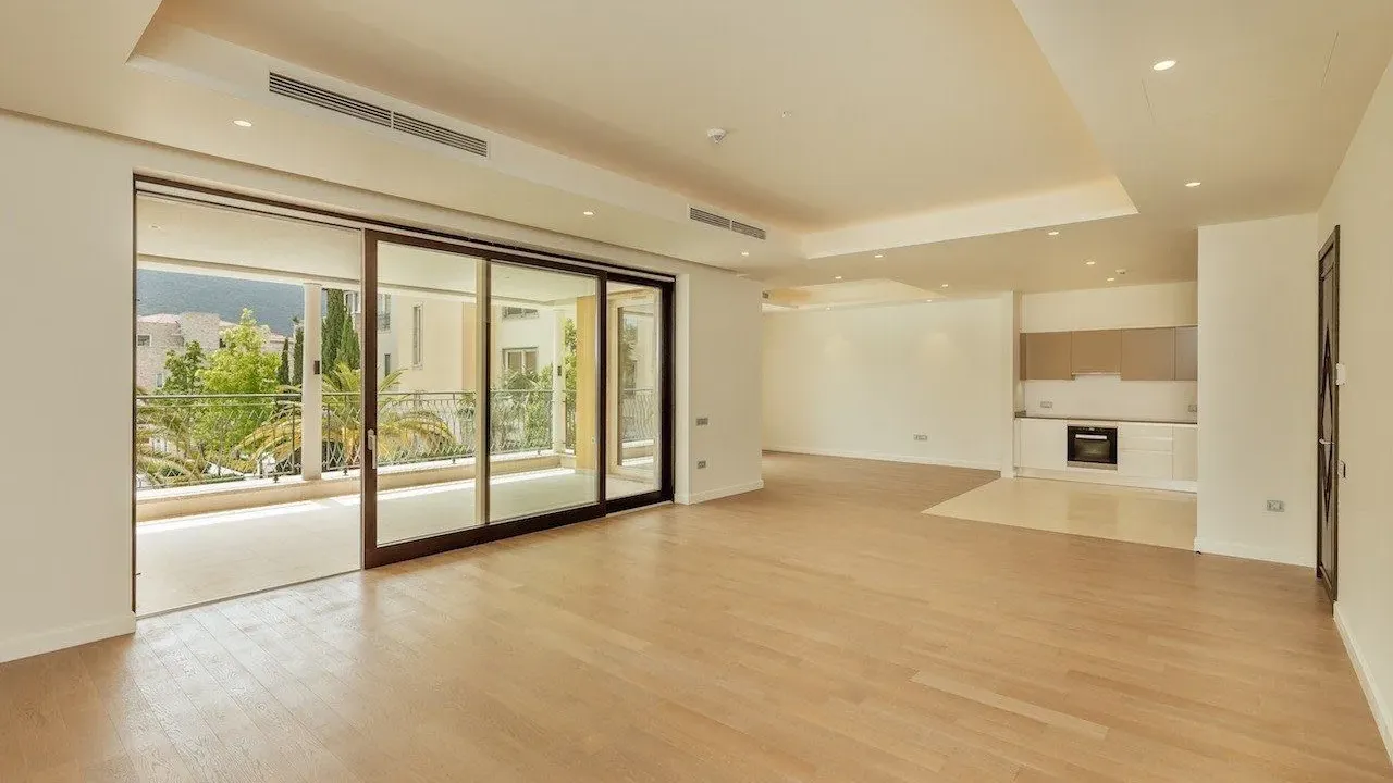 Sale, two bedroom apartment, 171m², Kumbor, Herceg Novi