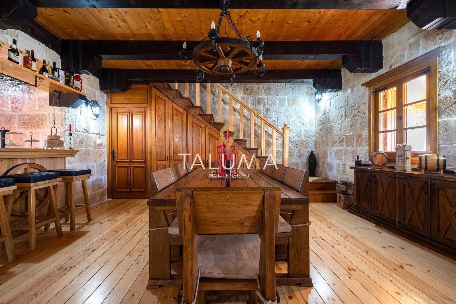 Rent, house, 190m², Rijeka Crnojevića, Cetinje