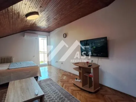 Izdavanje, jednosoban stan, 40m², Novi Sad Sve Podlokacije, Novi Sad - image 4