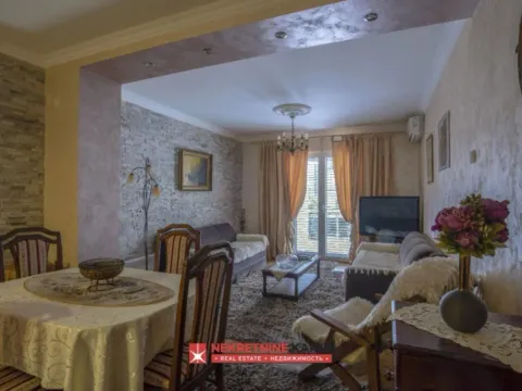 Prodaja, dvosoban stan, 61m², Budva, Crna Gora - image 1