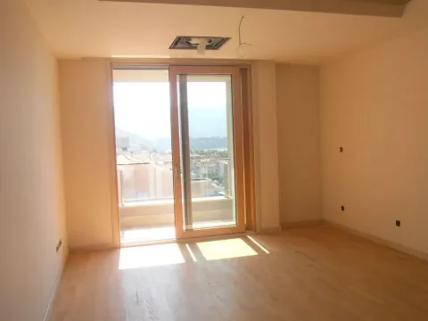 Prodaja, stan, 55m², Budva, Crna Gora - image 2