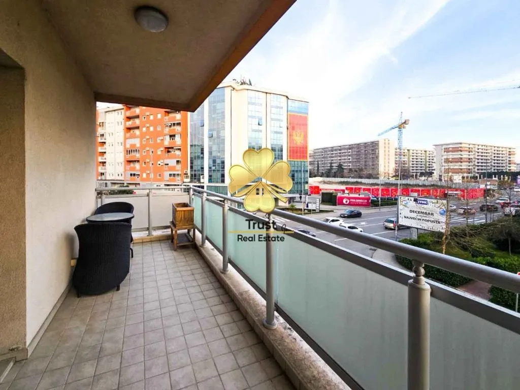 Rent, two bedroom apartment, 70m², City Kvart, Podgorica