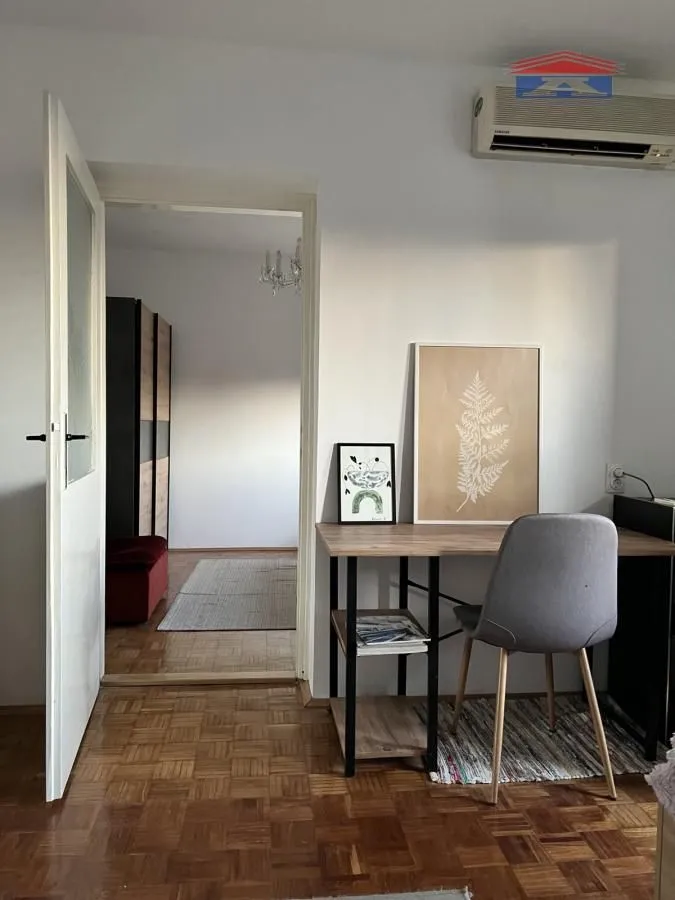 Izdavanje, dvosoban stan, 43m², Detelinara, Novi Sad Sve Podlokacije