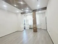 Izdavanje, poslovni prostor, 34m², Senjak, Beograd - image 2