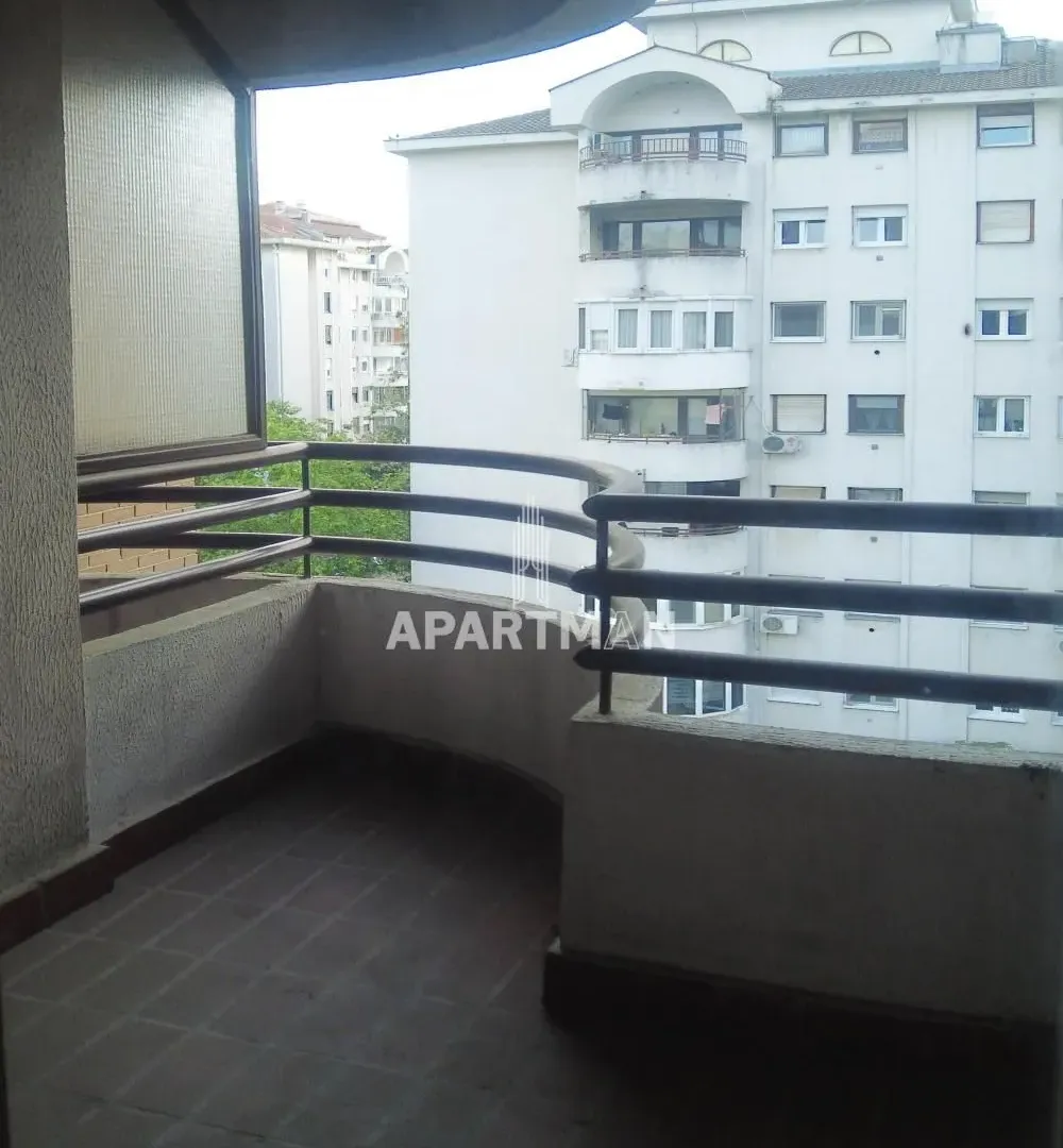 Prodaja, trosoban stan, 96m², Čukarička Padina, Beograd