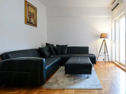 Izdavanje, jednosoban stan, 40m², Ljubović, Podgorica - image 7